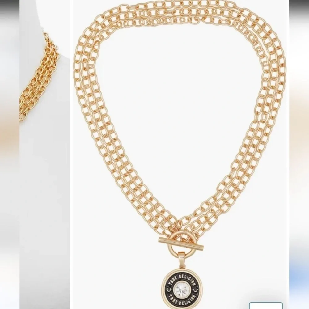 NWT True Religion Double Chain Gold Necklace With Logo Pendant